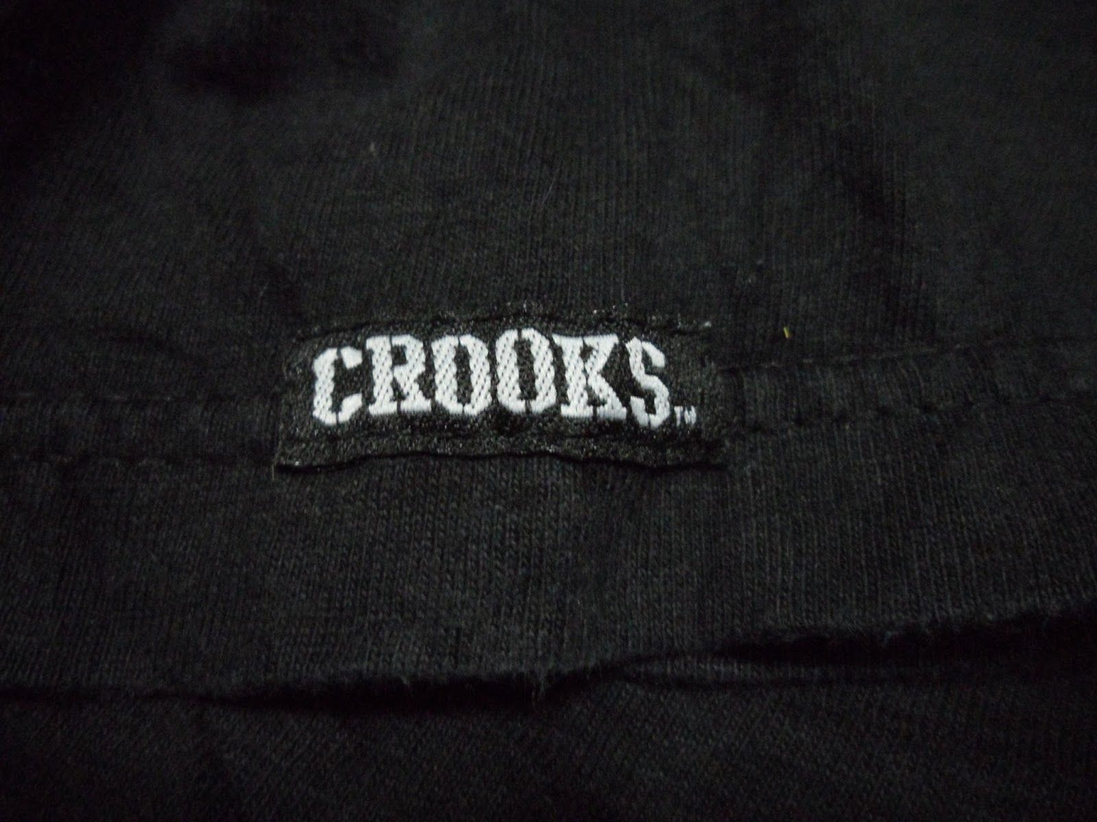1600x1200 Crooks And Castles Air Gun Wallpaper - #thewomenmenadore