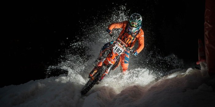 1332x850 Wallpaper snow, race, motorcycle images for desktop, section спорт