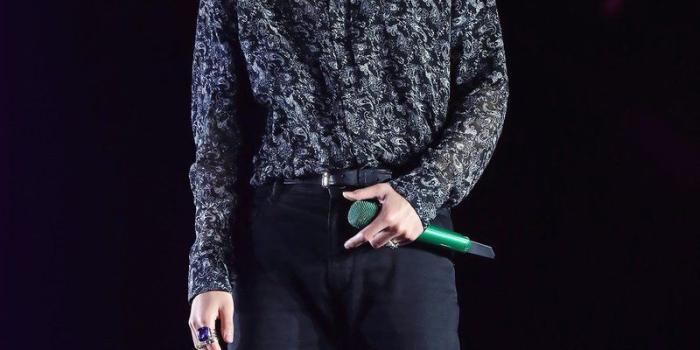 800x1200 taehyung pics⚡️ (@taehyungpic) | Twitter