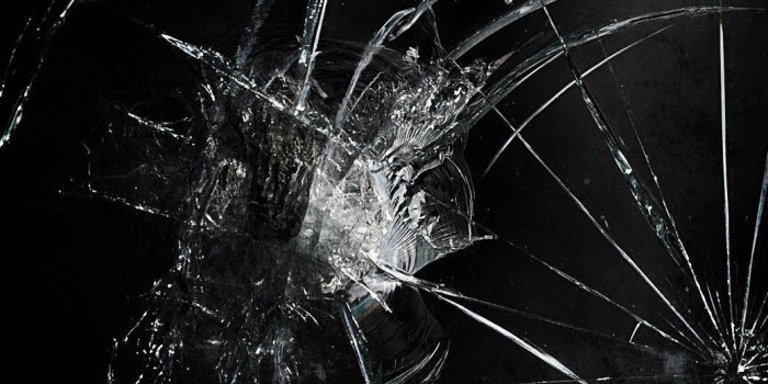 1040x1536 iPhone Cracked Screen Wallpapers - Top Free iPhone Cracked Screen