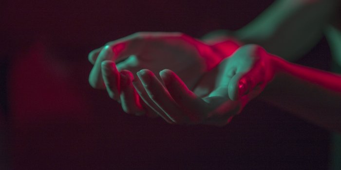 3000x2000 Giving Hands ❤ 4K HD Desktop Wallpaper for 4K Ultra HD TV • Wide