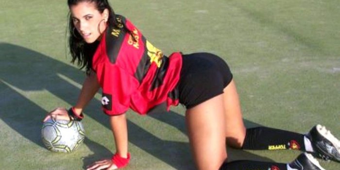 1024x768 Soccer Wallpapers Girls Free wallpaper download 1024x768