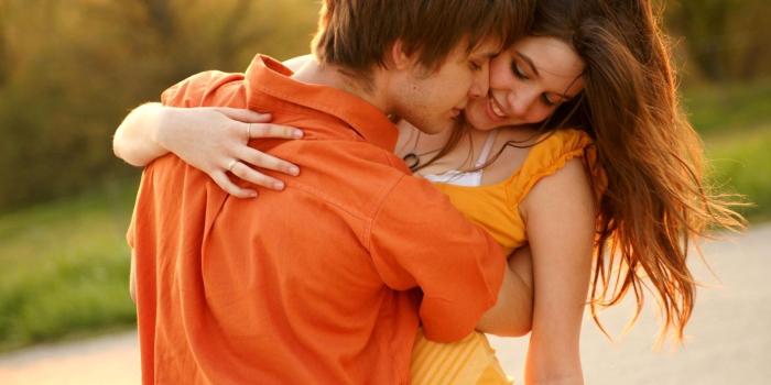 1920x1080 Romantic Couple Hug HD Wallpapers