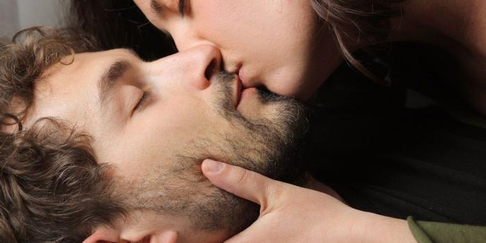 1280x1024 Lips Kiss Of Romantic Couple HD Wallpapers New Hd WallpaperNew Hd