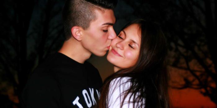 1920x1280 18+ Kissing Pictures Of love Couple | HD Kissing Wallpapers of Couples