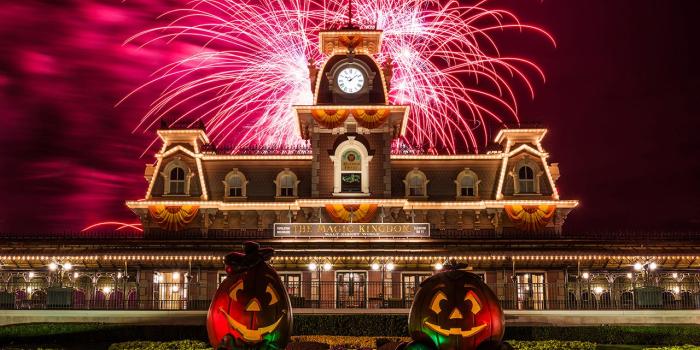 1280x720 Mickey's Not-So-Scary Halloween Party Spooks Walt Disney World