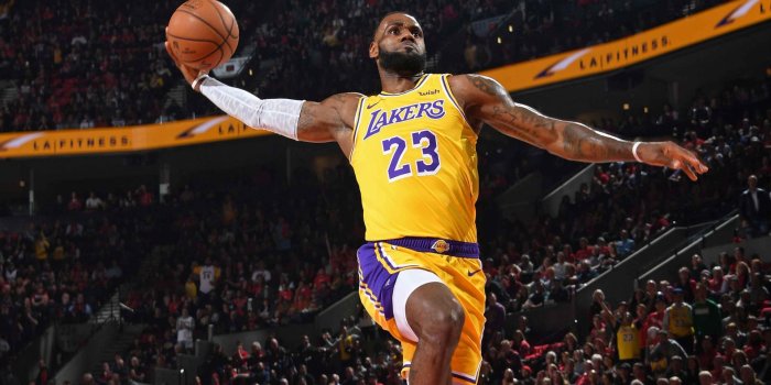 1920x1080 LeBron James Debut As A Laker | NBA.com