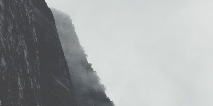 736x1308 31 Wallpapers To Perfectly Match Your New Black iPhone 7 | Preppy