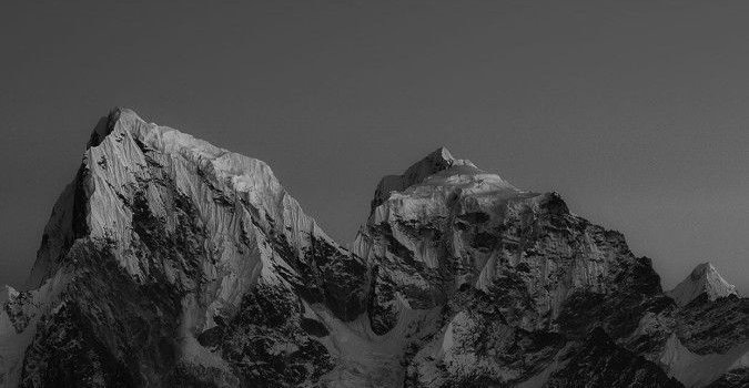 675x1200 58 Wallpapers Perfect For Your New iPhone 7 - UltraLinx