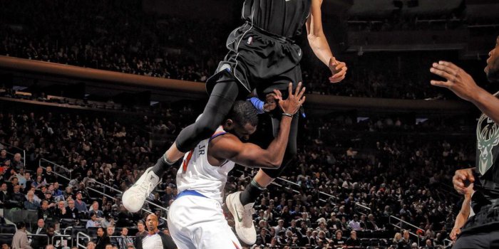 1200x800 The Knicks will play the Bucks on Christmas day - Posting and Toasting