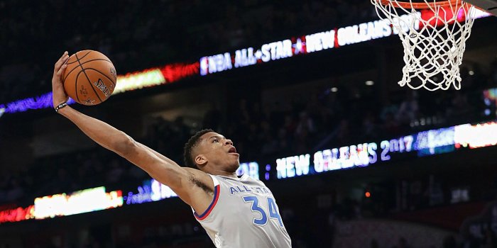 1920x1080 WATCH: Giannis Antetokounmpo kept dunking on Steph Curry | NBA.com