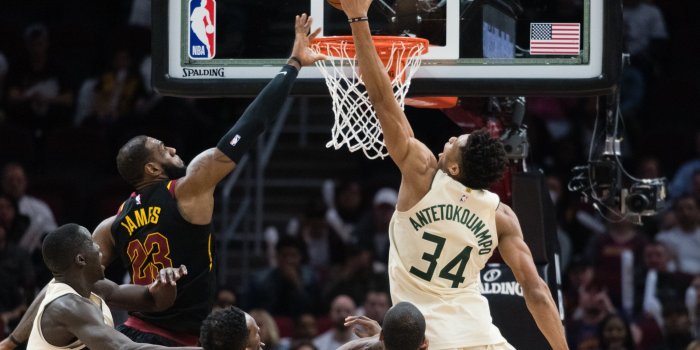 2500x1667 LeBron James vs Giannis Antetokounmpo: No Contest as the King