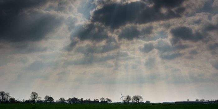 3840x2560 3000230 clouds, cloudy, ray of sunshine, sky, sunbeams 4k wallpaper