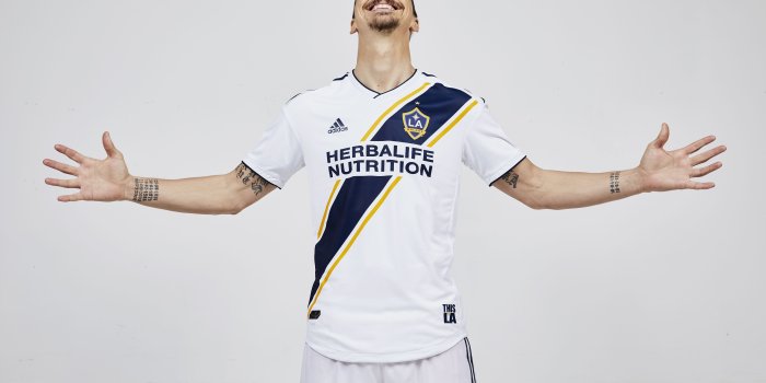 6582x4388 Have your first look at Zlatan Ibrahimović in an LA Galaxy kit | LA