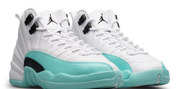 1600x1200 8/4/18: Air Jordan 12 Retro (GS) – Bodega