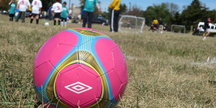 4000x3000 pink blue and yellow umbro soccer ball free image | Peakpx