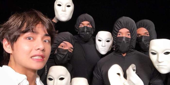 1024x768 BTS#V#Singularity | ARMY's Amino