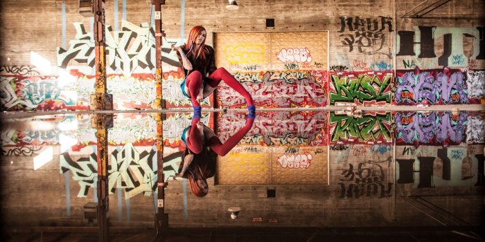 2560x1600 Graffiti City Wallpapers HD download free