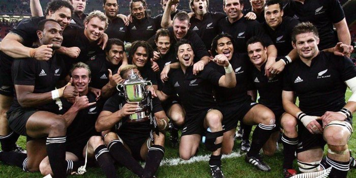 1024x768 High Quality All Blacks Wallpapers 2016