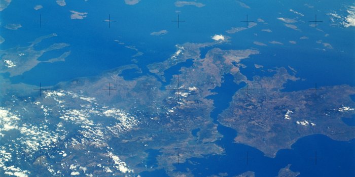 3840x2160 mz04-earthview-blue-earth-space-beautiful-nature-wallpaper