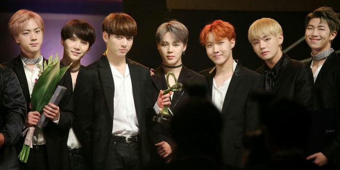 2048x1365 Yoongi Desktop Wallpaperyoongi Desktop Wallpaper Bts Wallpapers 71