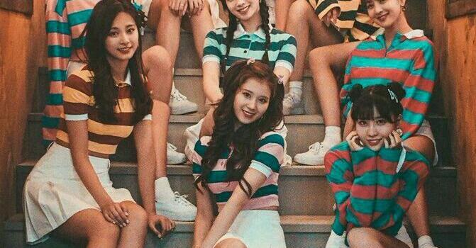 671x1200 God Jihyo on 트와이스 | Kpop, Twice kpop, Lock screen wallpaper