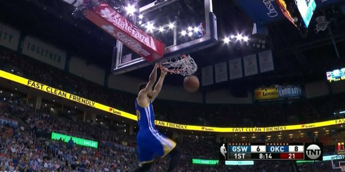 1600x900 Stephen Curry's first dunk came 2,255 minutes into the season