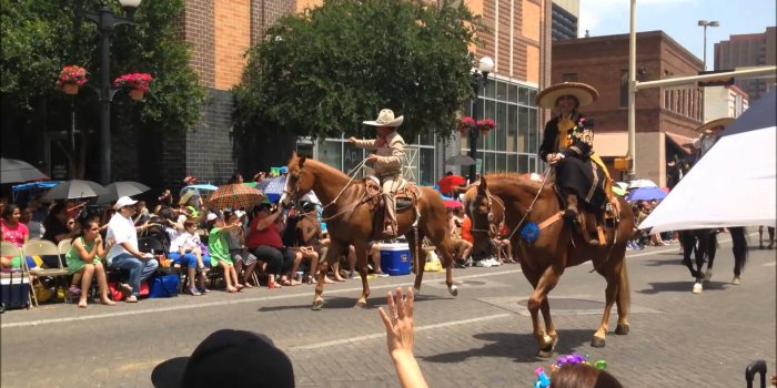 1920x1080 Battle of Flowers Fiesta Parade San Antonio 2014 | San Antonio Forum
