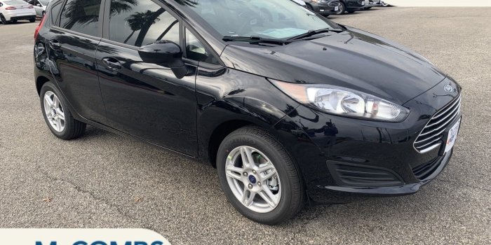 1600x1200 New 2019 Ford Fiesta SE FWD Hatchback