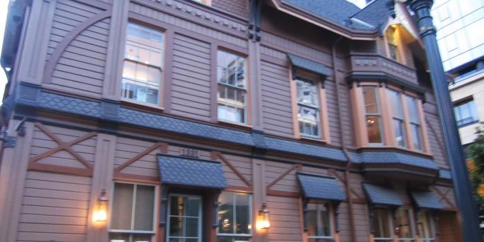 1600x1200 Goth Gourmande: Review: Raven and Rose, Portland OR