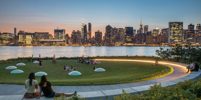 1600x900 The Climate-Resilient Hunter's Point South Park in New York - Azure