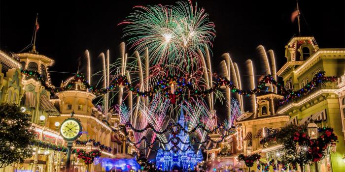 1920x1080 Christmas Fireworks above Cinderella's Castle at Disney World