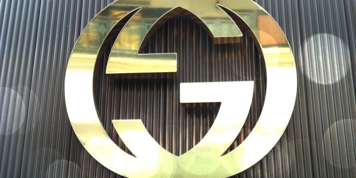 1600x1600 Gucci Logo Wallpapers