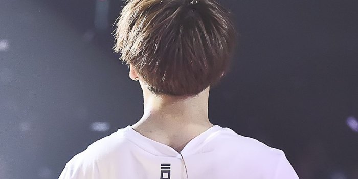 1080x1920 I love his back view somehow lol | BTS in 2019 | Bts jungkook, Bts
