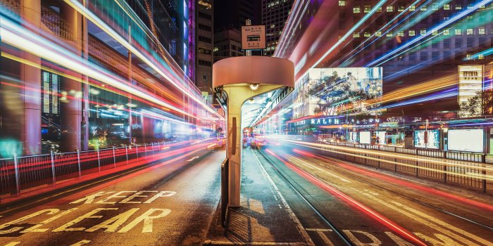 3840x2400 Download wallpapers 4k, Hong Kong, street, traffic lights