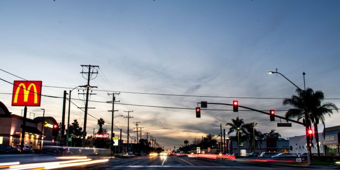 2048x1152 Rolling down Rosecrans in Compton, L.A. hip-hop's Main Street - Los