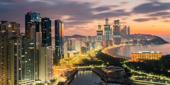 1920x1200 Wallpaper Busan, South Korea, skyscrapers, lights, roads, sea, dawn