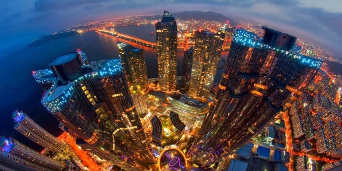 1366x768 Amazing Wallpapers: Marine City in the Haeundae district of Busan