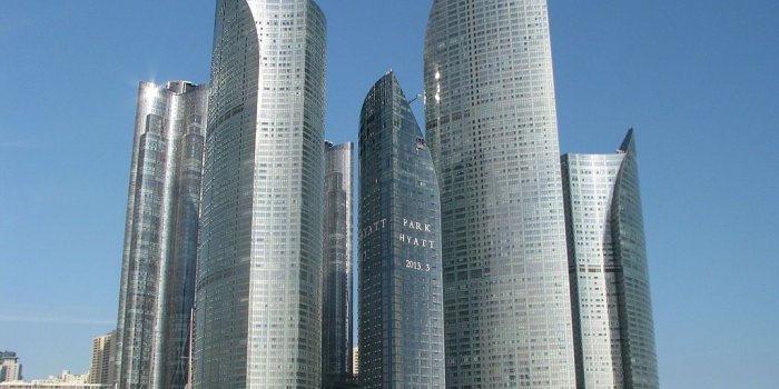 1024x768 File:Marine City skyline in Busan, South Korea.jpg - Wikimedia Commons