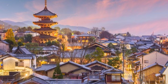 1024x768 10 Ways Life in Kyoto is Different than Tokyo - GaijinPot