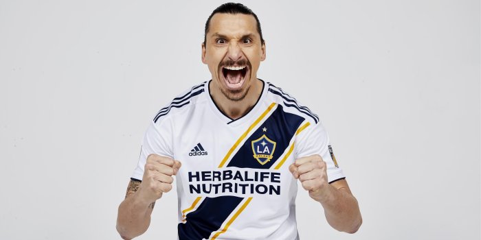 2560x1440 Zlatan Ibrahimović LA Galaxy Wallpapers