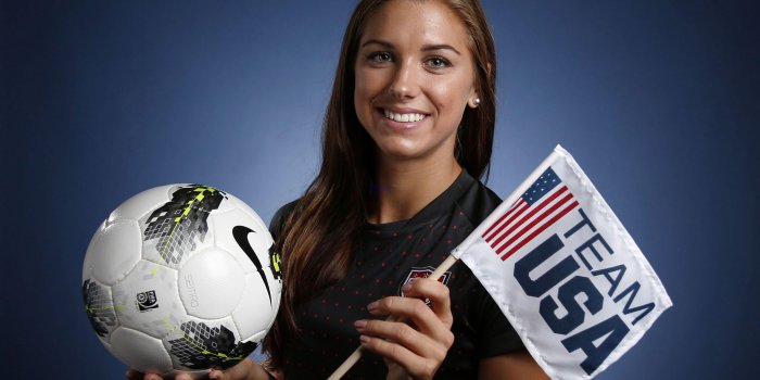 3556x2419 Alex Morgan Wallpapers