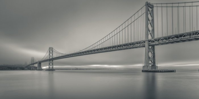 2560x1600 Download wallpapers Bay Bridge, morning, sunrise, black and white