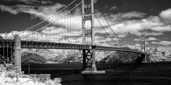 4560x2845 kamontgobbga: san francisco golden gate bridge black and white