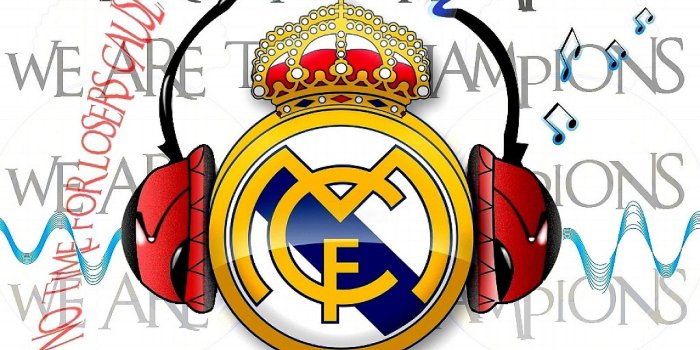 1600x1200 Real Madrid Logo CR7 Cool Sport Wallpapers