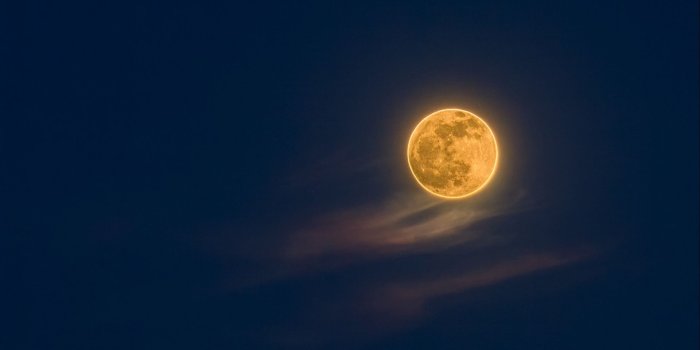 1920x1080 Download wallpaper 1920x1080 moon, night, sky full hd, hdtv, fhd