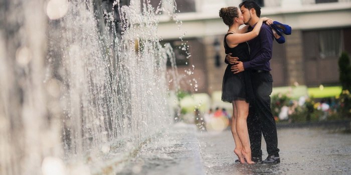 1920x1200 Kissing Couple Wallpapers, Pictures, Images