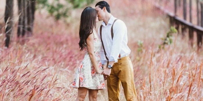 1200x1600 Download Kissing Love Couple Free Pure 4K Ultra HD Mobile Wallpaper