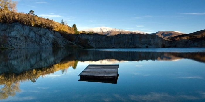 1024x1024 Blue lake Wallpaper for iPad and Galaxy Tab - Tablet & iPad Wallpapers