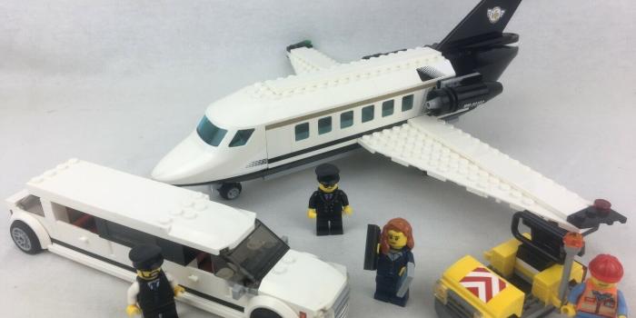 1600x1200 Lego City Airport VIP Service (60102) Airplane Limousine Retired